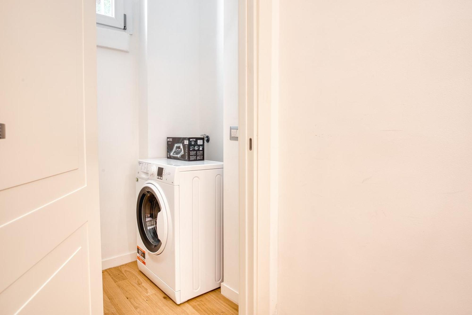 Walk To Navigli - Via Gola - 2 Bedrooms Apt 밀라노 외부 사진