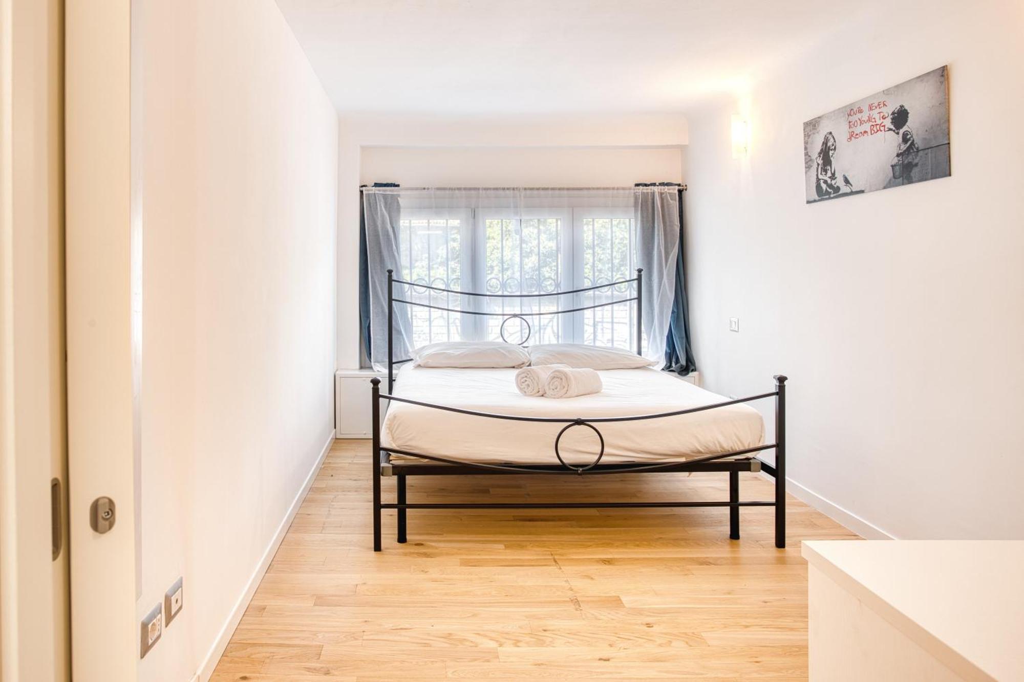 Walk To Navigli - Via Gola - 2 Bedrooms Apt 밀라노 외부 사진