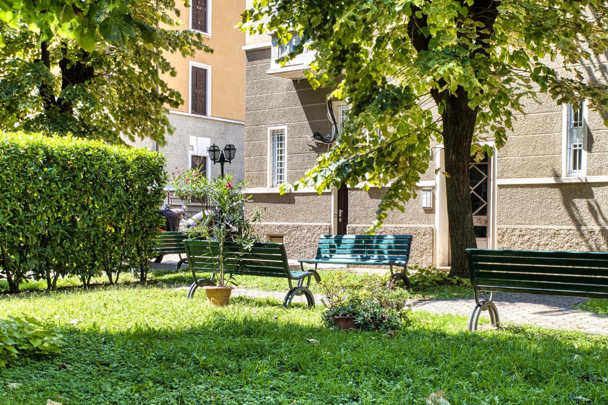 Walk To Navigli - Via Gola - 2 Bedrooms Apt 밀라노 외부 사진